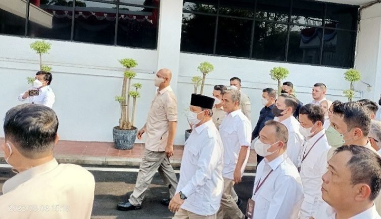Prabowo Subianto ke Kantor KPU/Net