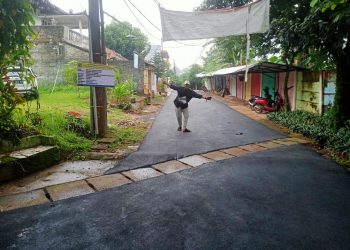 Warga Perbatasan Banten Gembira Sambut Perbaikan Jalan dari Pemprov Banten