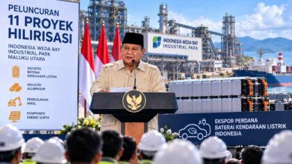 Ilustrasi Presiden Prabowo Subianto menyampaikan sambutan saat peluncuran 11 proyek hilirisasi baterai kendaraan listrik, aluminium, dan pengolahan nikel di kawasan Indonesia Weda Bay Industrial Park, Maluku Utara.